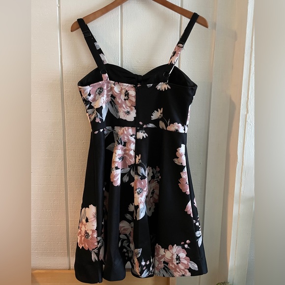 Sequin Hearts Black and Pink Floral Party Dress 13 - Picture 4 of 7